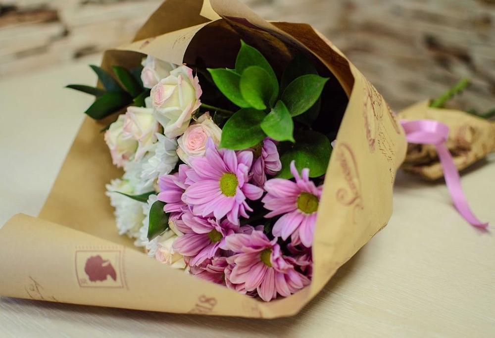 Букет цветов из: Розы и Хризантемы в Красногородске