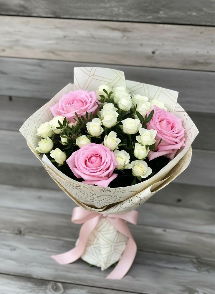 Букет цветов из: Розы в Красногородске