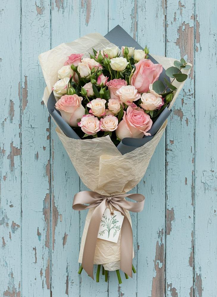 Букет цветов из: Розы в Красногородске