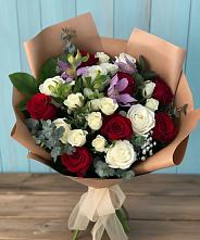 Букет цветов из:  Розы и Альстромерии в Красногородске