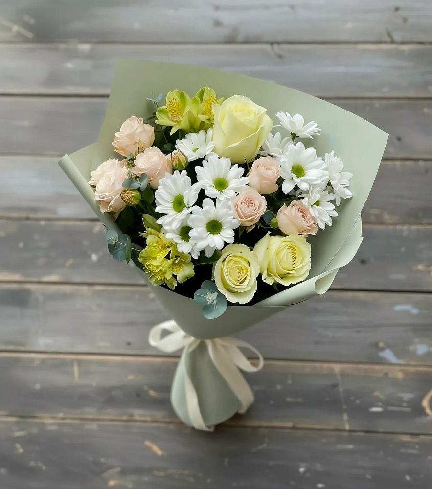 Букет цветов из: Альстромерии, Розы и Хризантемы в Красногородске