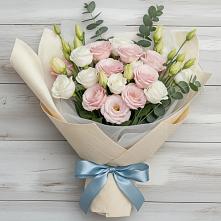 Букет цветов из:  Лизиантусы #REPLACE_PRED# Красногородске