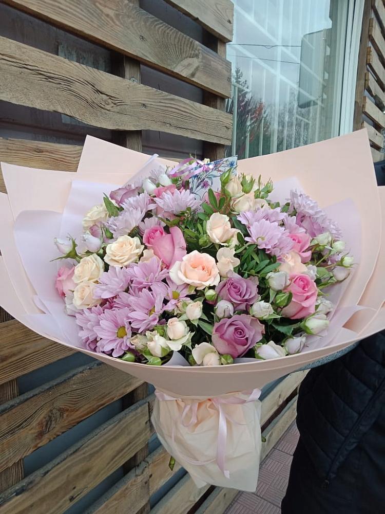 Букет цветов из: Розы и Хризантемы в Красногородске