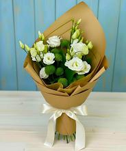 Букет цветов из:  Хризантемы и Лизиантусы #REPLACE_PRED# Красногородске