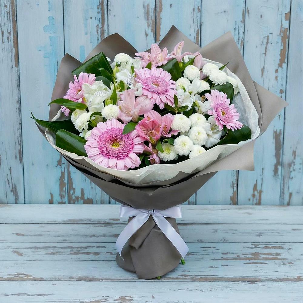 Букет цветов из: Герберы, Альстромерии и Хризантемы в Красногородске