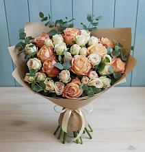 Букет цветов из:  Альстромерии и Розы в Красногородске